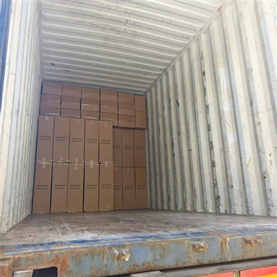 LEGEND TIMES spedisce 1000 borse per staff da golf oggi